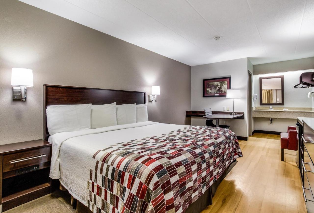 Red Roof Inn Lexington Bagian luar foto