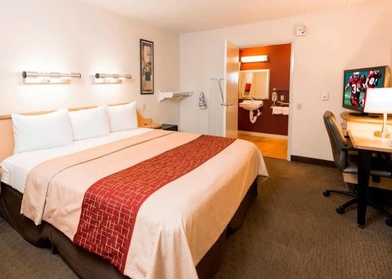 Red Roof Inn Lexington Bagian luar foto