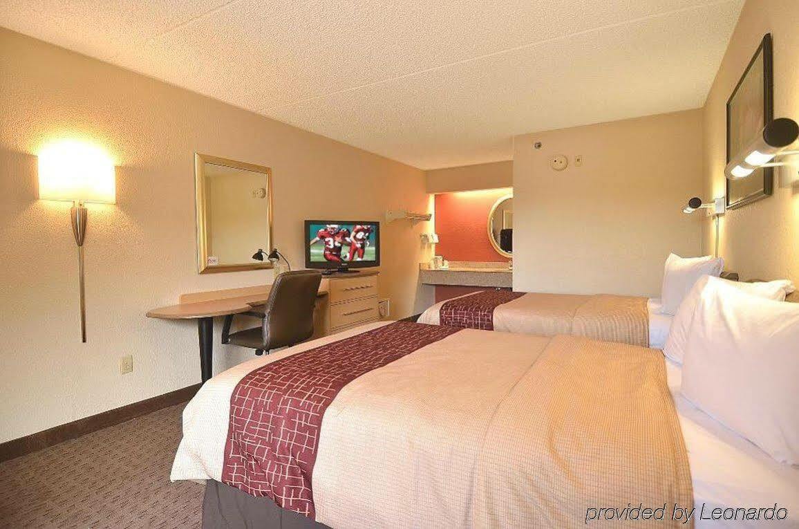 Red Roof Inn Lexington Bagian luar foto